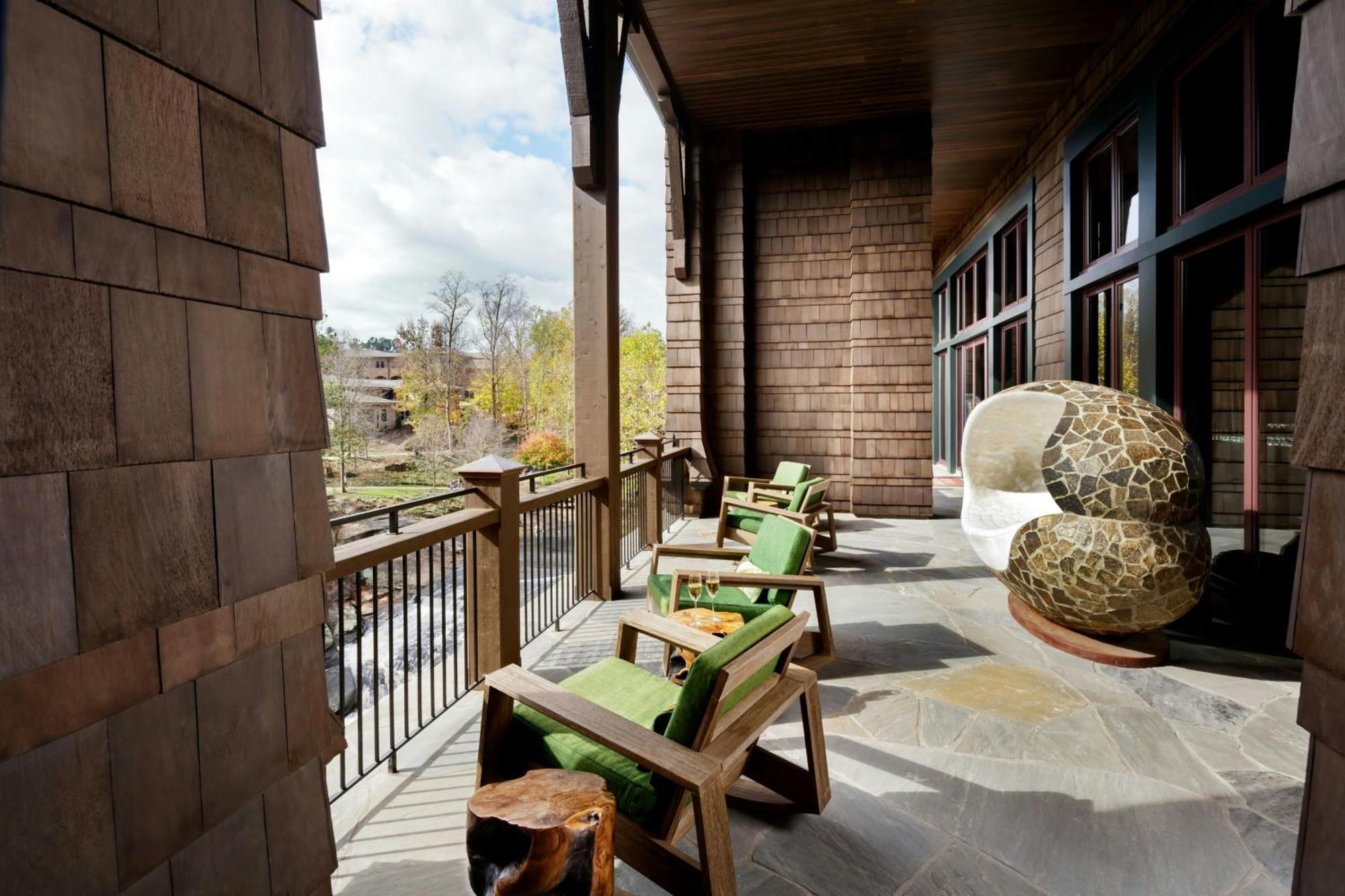 Hotel Grand Bohemian Greenville, Autograph Collection