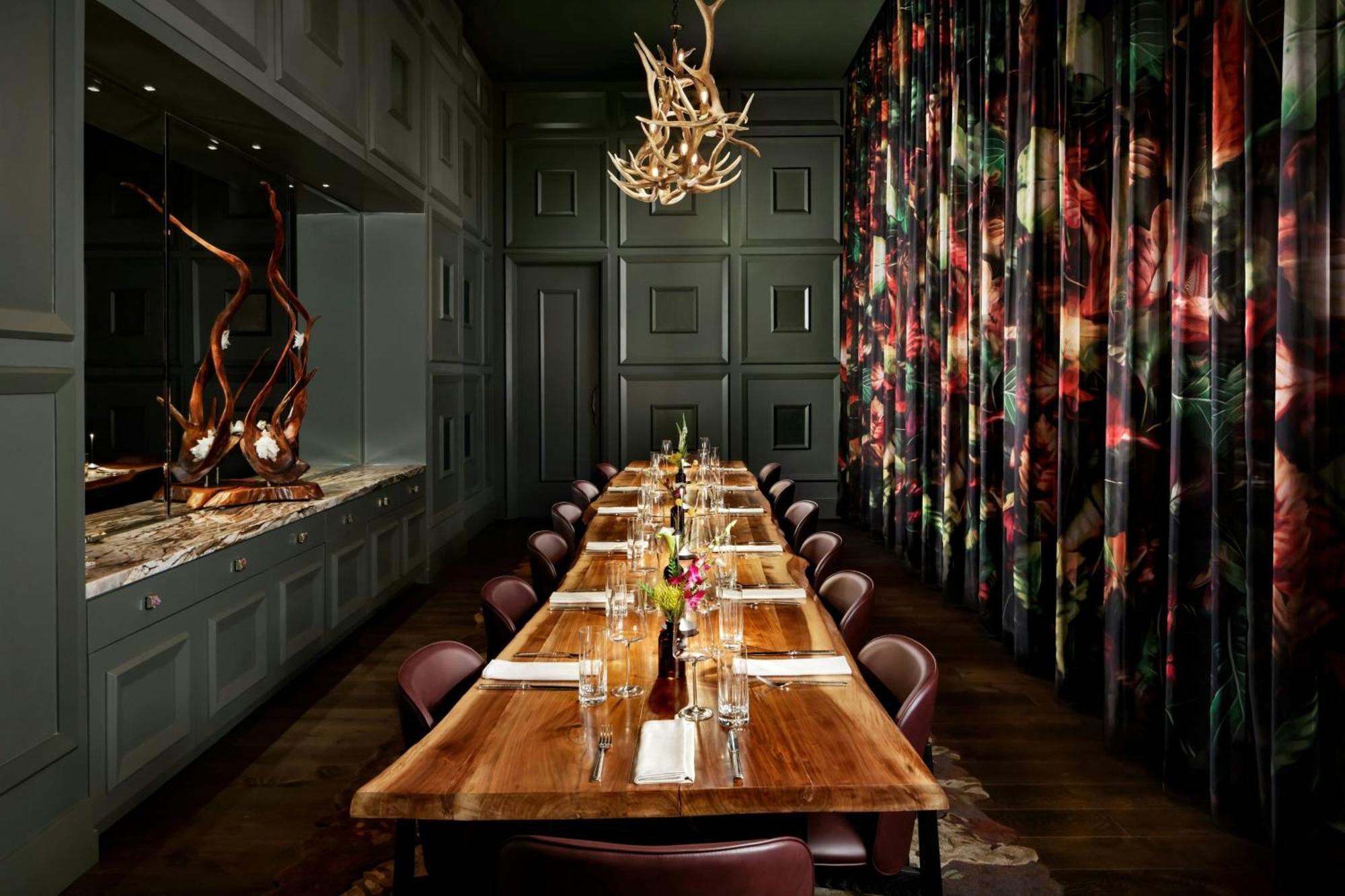 Hotel Grand Bohemian Greenville, Autograph Collection 4*