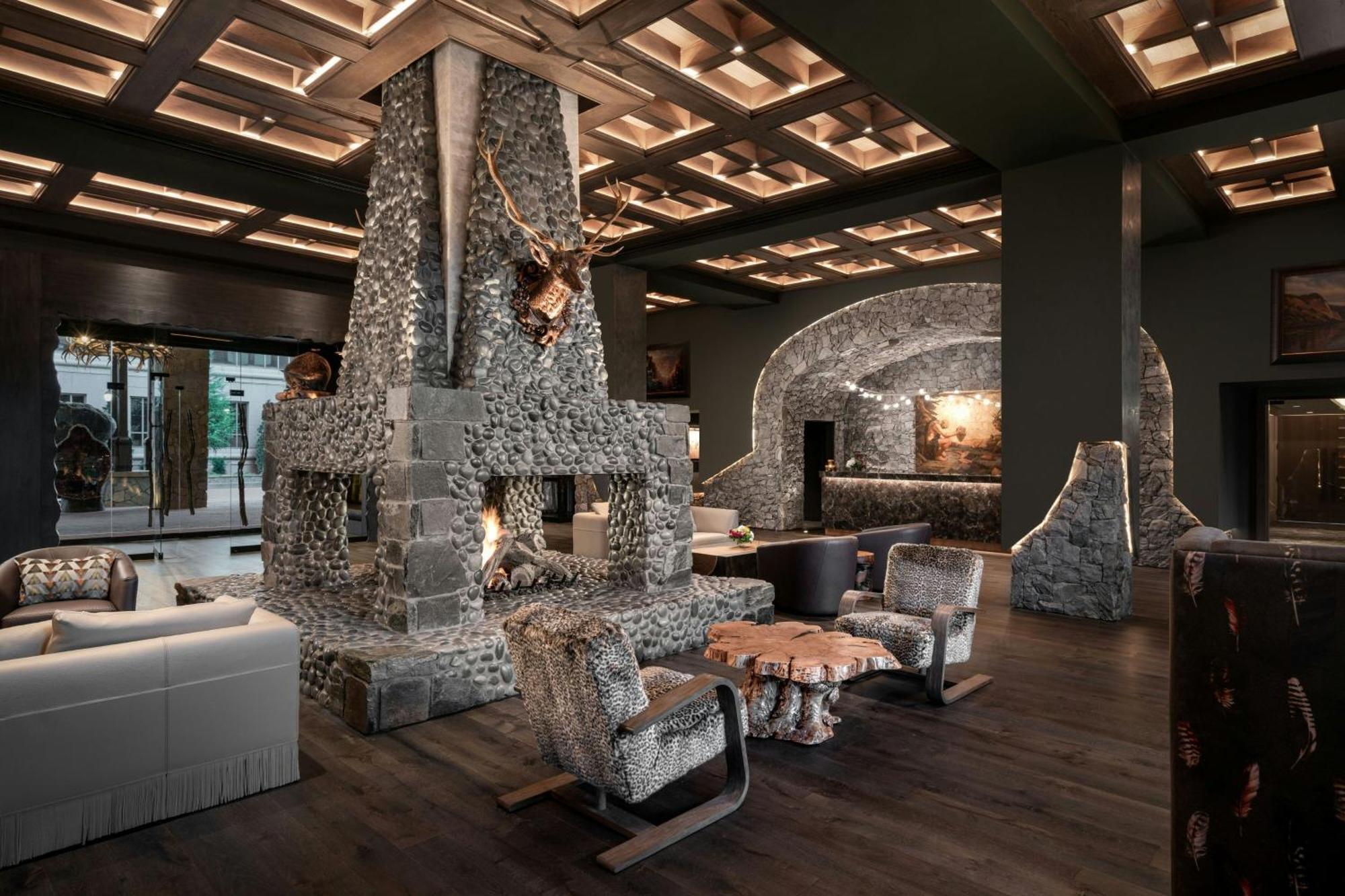 Grand Bohemian Greenville, Autograph Collection 4*